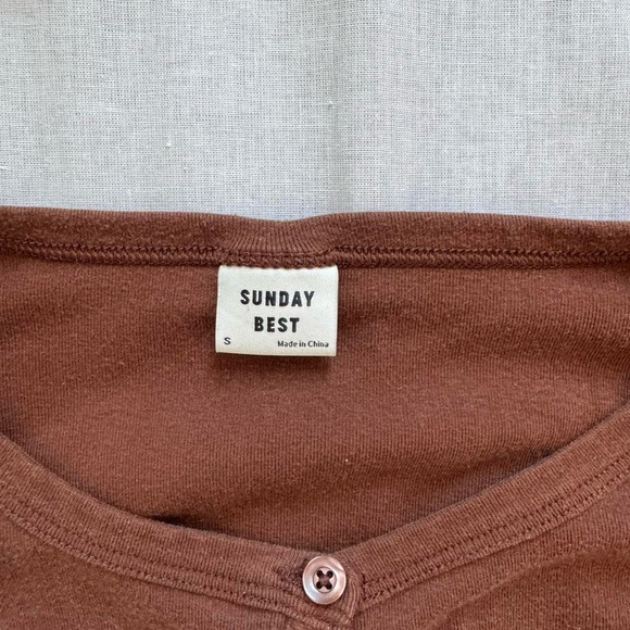 ⟡ Aritzia Sunday Best Chocolate Brown Cropped Button Up Cardigan (Size S) ⟡ - Picture 3 of 8